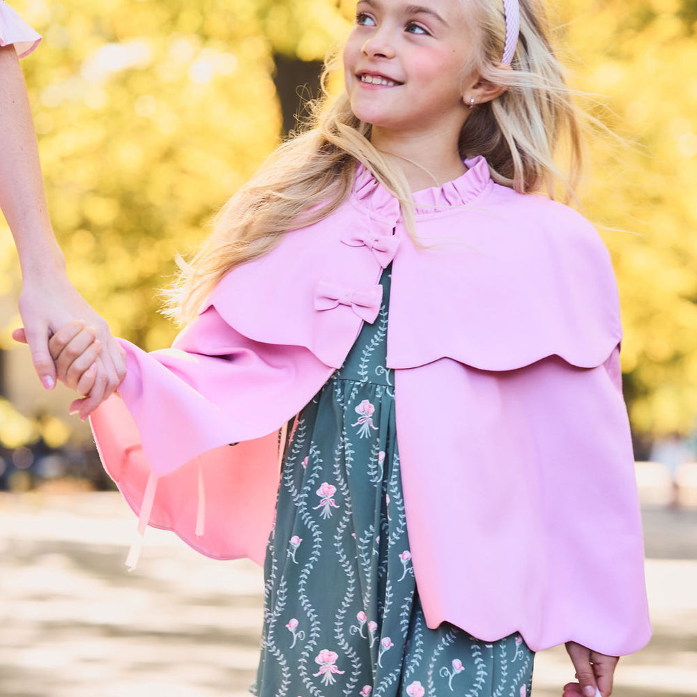 
                  
                    Fall Winter Girls Cape
                  
                